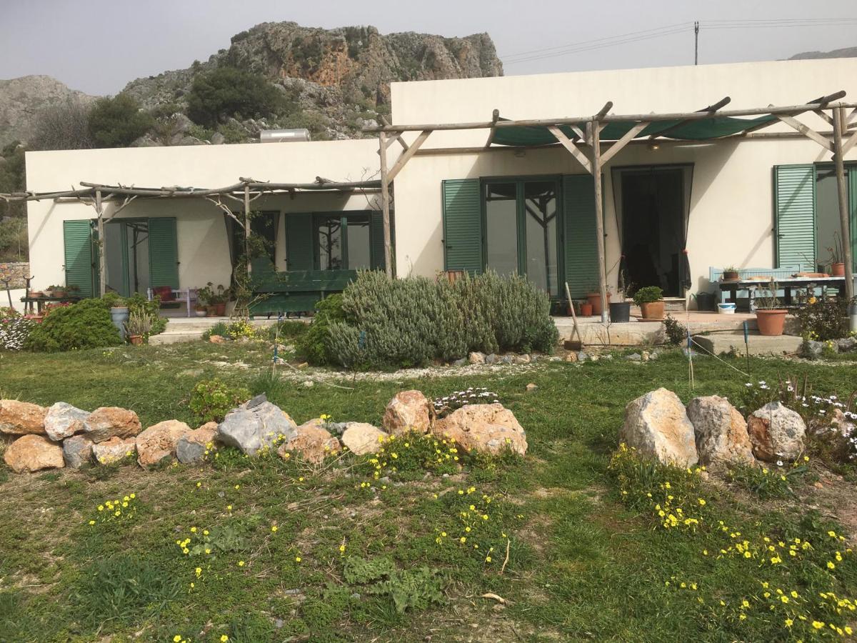 Rocky Mountain Way Villa Sellia  Luaran gambar