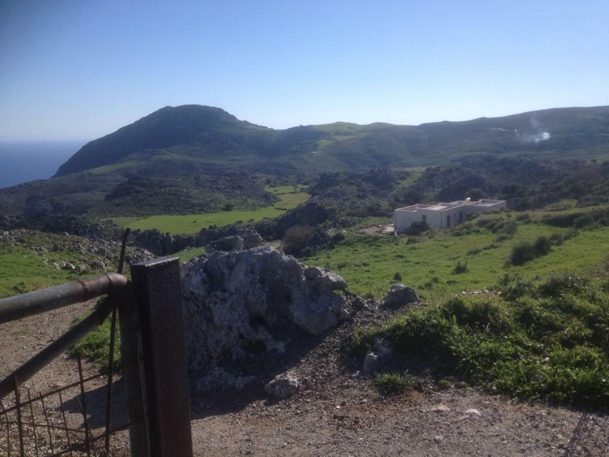 Rocky Mountain Way Villa Sellia  Luaran gambar