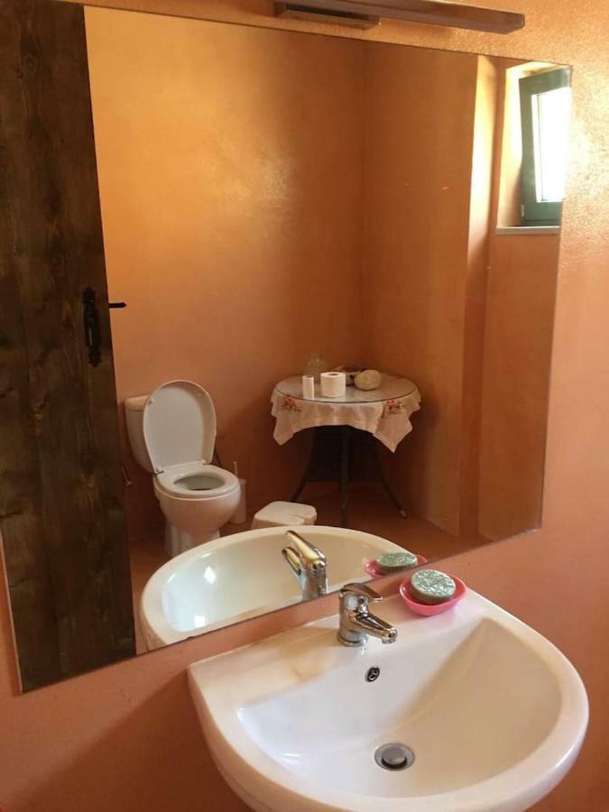 Rocky Mountain Way Villa Sellia  Luaran gambar